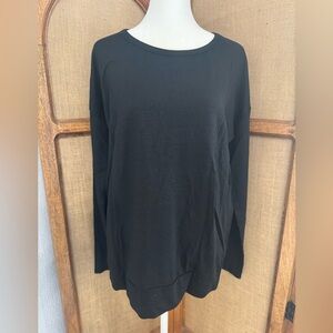 Chaser linen v back blouse